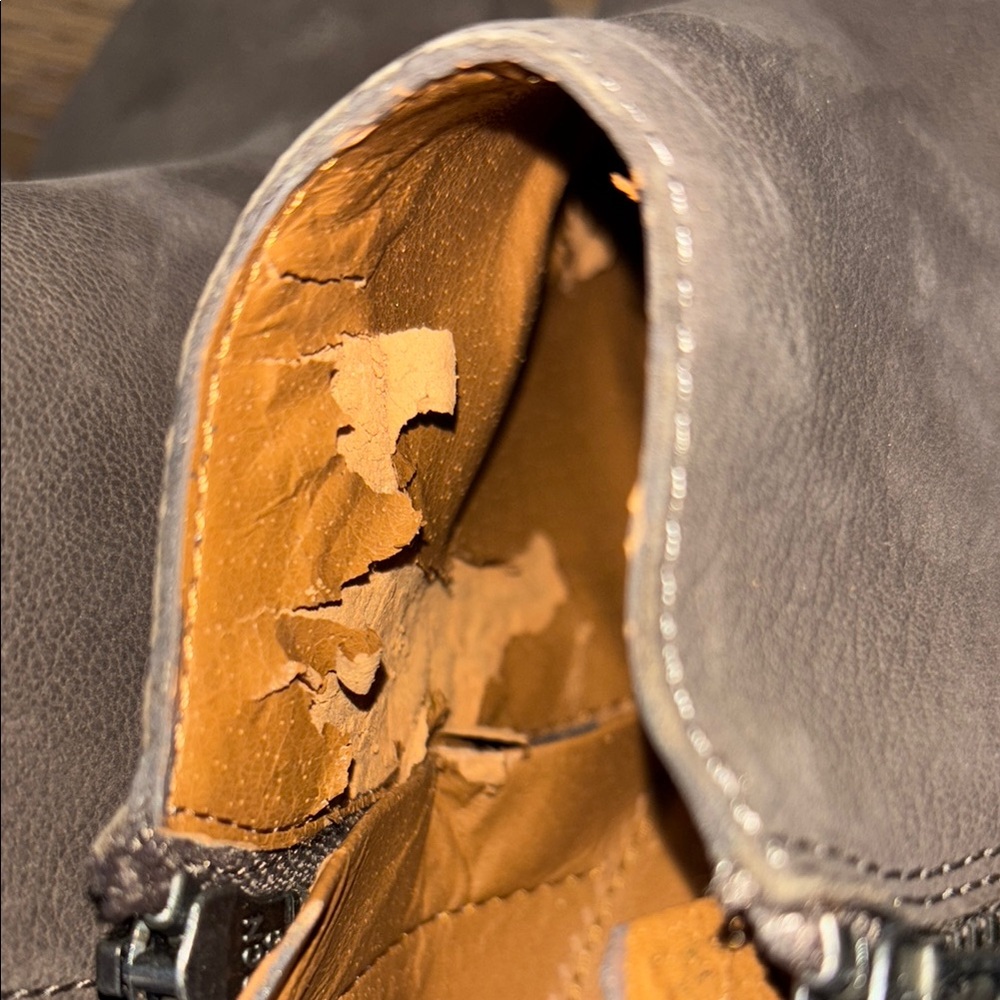 Franco Sarto Brown Suede Ankle Boots with Zipper and Low Heel size 8 - Picture 4 of 9